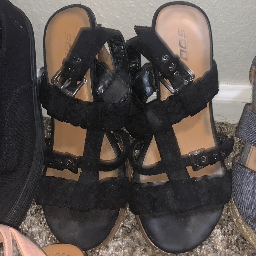 Black - Velvet